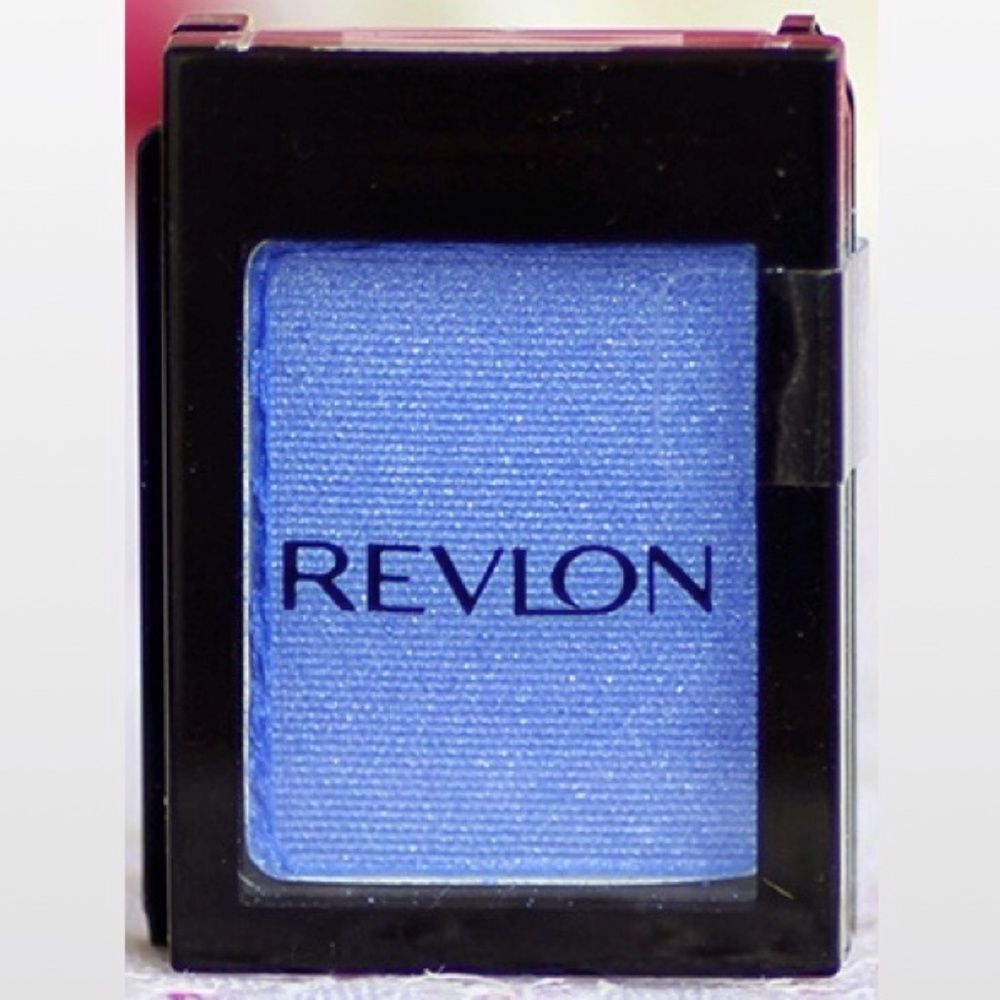 New Revlon Eyeshadow Womens Blue Make Up NWT - Picture 3 of 7